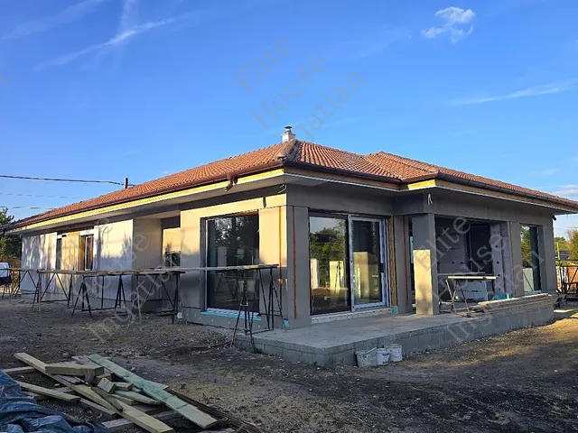 Eladó ház Érd, Fenyves-Parkváros 181 nm