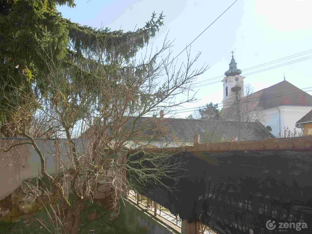 Eladó ház Etyek 120 nm