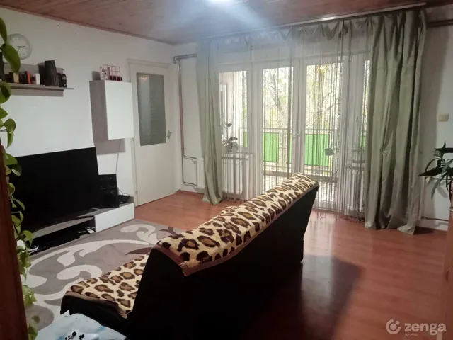 Eladó ház Sülysáp, Szőlősnyaraló 180 nm