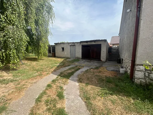 Eladó ház Kóny 120 nm