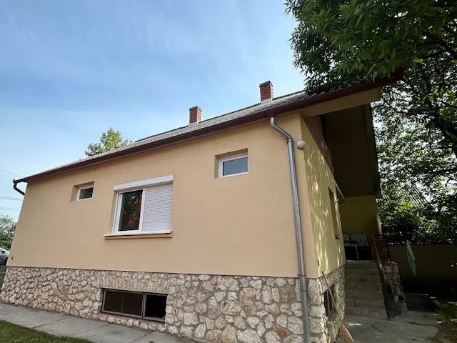 Eladó ház Farád 90 nm