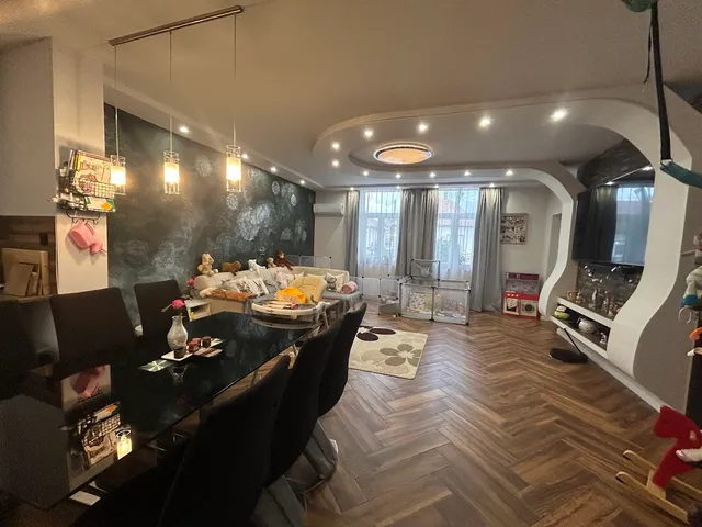 Eladó ház Szárföld 114 nm