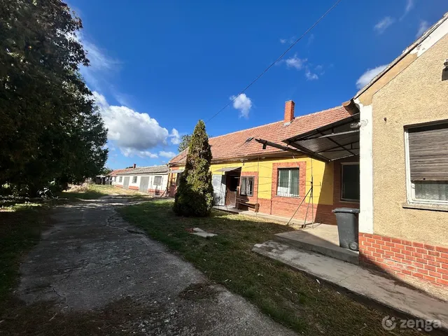 Eladó ház Babót 140 nm