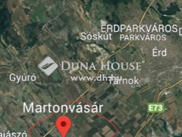 Eladó kereskedelmi és ipari ingatlan Martonvásár 61000 nm