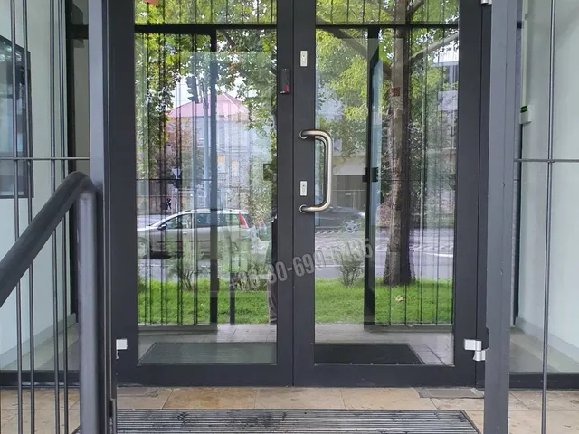 Eladó kereskedelmi és ipari ingatlan Budapest IX. kerület 462 nm