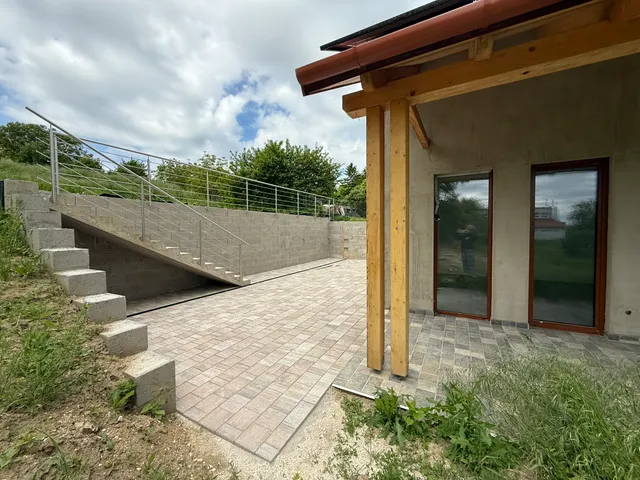 Eladó ház Szár 120 nm