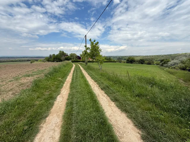 Eladó üdülő és hétvégi ház Lovasberény 24 nm