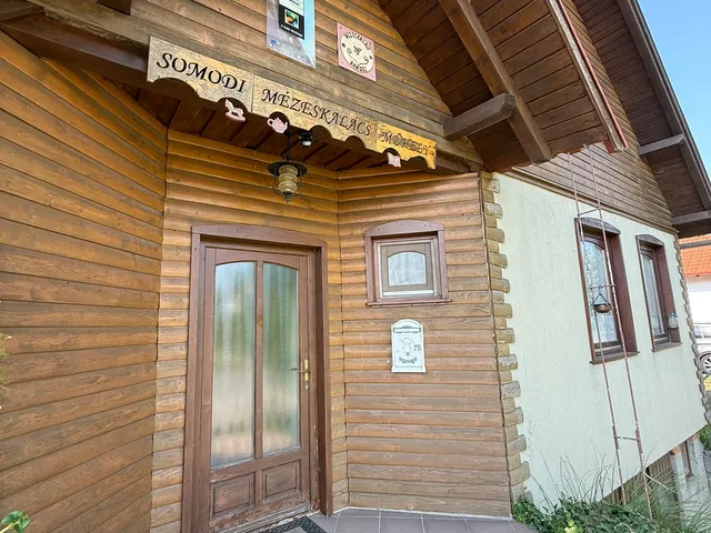 Eladó ház Herend 246 nm