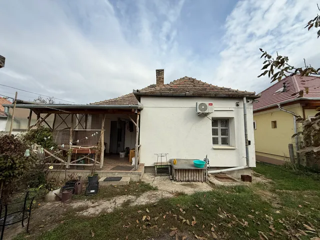 Eladó ház Bicske 52 nm