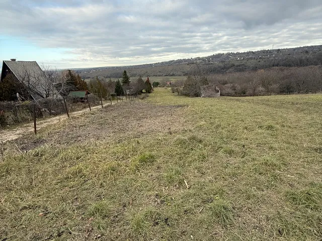 Eladó telek Lovasberény 1803 nm