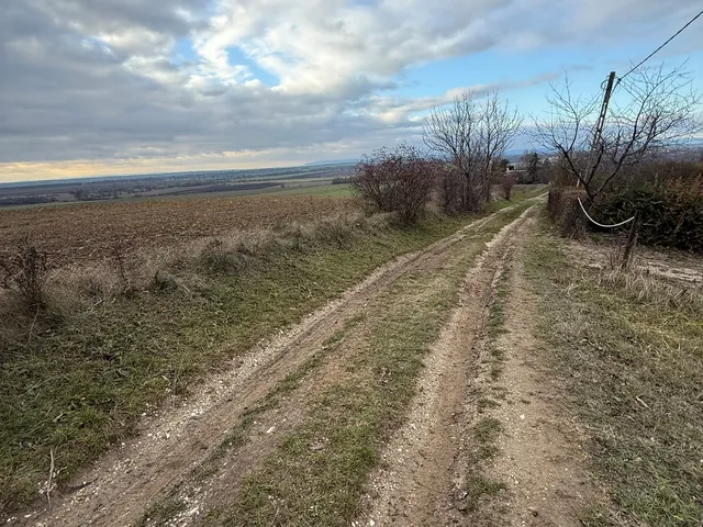 Eladó telek Lovasberény, Tőkeföld 1803 nm