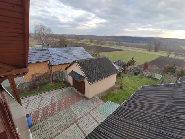 Eladó ház Vál 245 nm