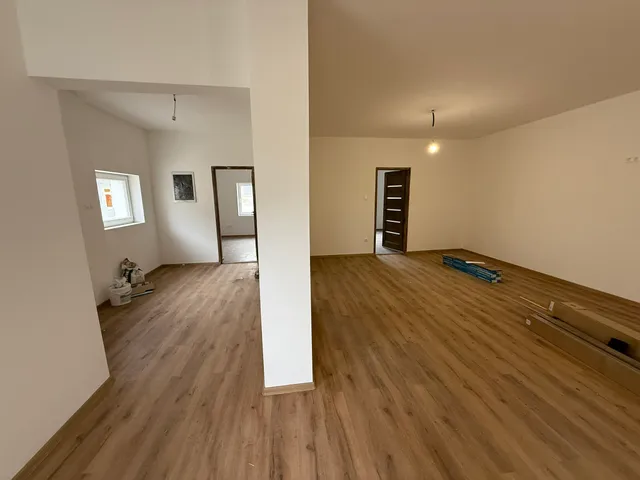 Eladó ház Felcsút 96 nm