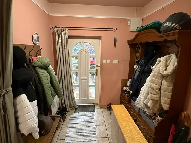 Eladó ház Lovasberény 230 nm