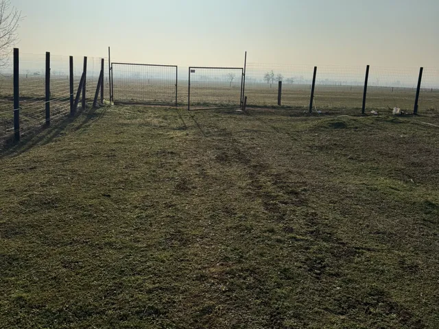 Eladó telek Csákvár, Puskaporos 1078 nm