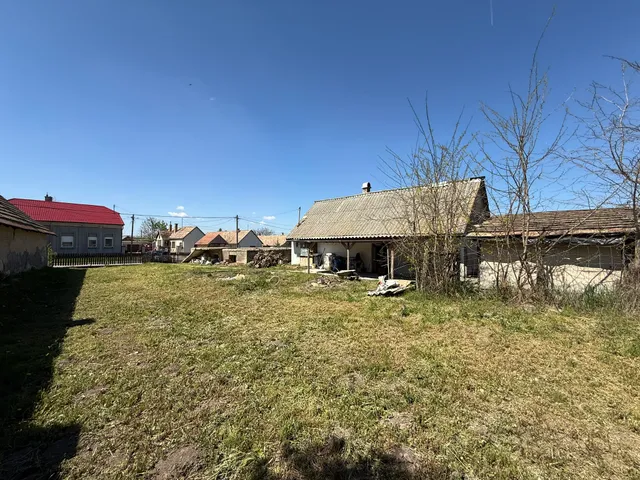 Eladó ház Pátka 45 nm