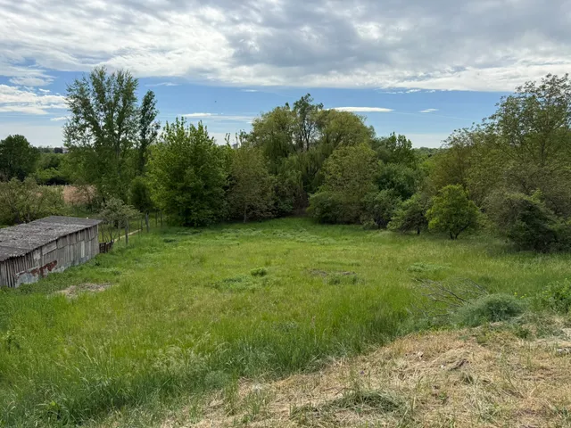 Eladó telek Bicske, Galagonyás 1-es 2551 nm