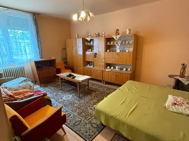 Eladó lakás Tatabánya, Köztársaság 38 nm