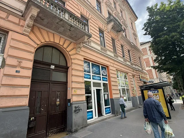 Kiadó kereskedelmi és ipari ingatlan Budapest VII. kerület 65 nm