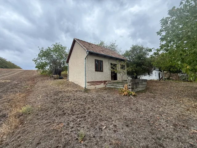 Eladó ház Lovasberény, Diós 34 nm