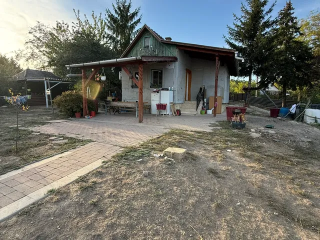 Eladó ház Újbarok, Szőlőhegy utca 58 nm