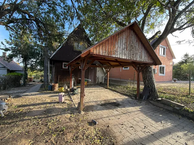 Eladó ház Újbarok, Szőlőhegy 51 nm