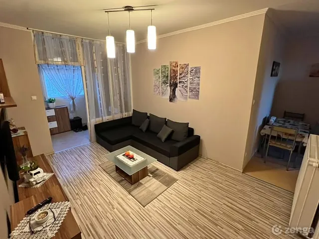 Eladó ház Kaposvár, Cser, Xantus János 2. 220 nm