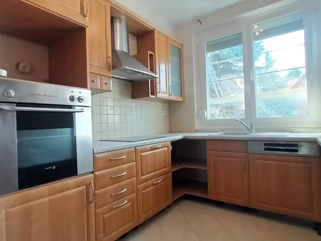 Kiadó ház Kecskemét, Hollandfalu 150 nm