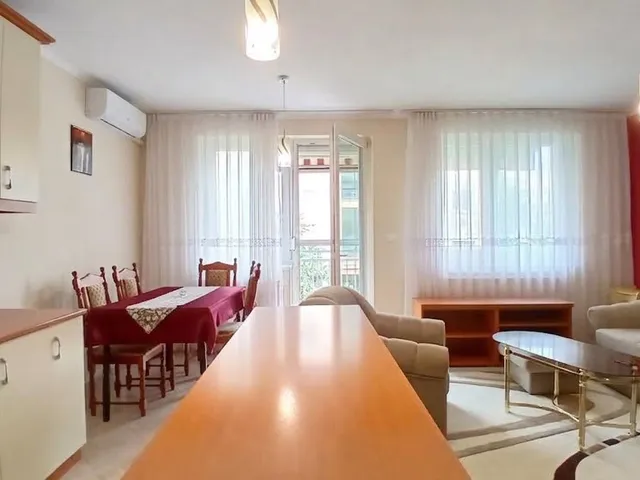 Kiadó lakás Kecskemét, Villanegyed 73 nm