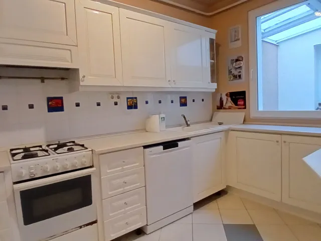 Eladó ház Kecskemét, Máriaváros 135 nm