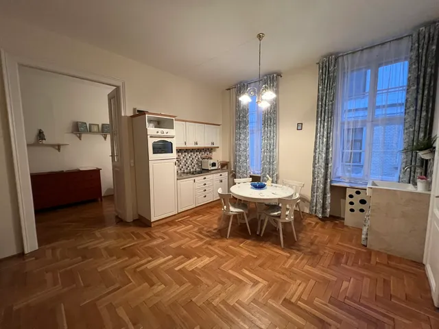 Kiadó lakás Budapest V. kerület, Belváros, Szerb utca 42 nm