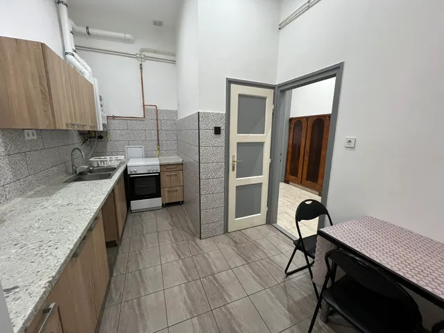 Eladó lakás Budapest VI. kerület, Nagykörúton belüli terület, Bajcsy-Zsilinszky út 57 nm