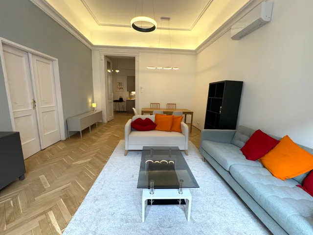 Kiadó lakás Budapest V. kerület, Belváros, Régi Posta utca 82 nm
