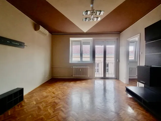 Eladó lakás Budapest VIII. kerület, Csarnoknegyed 54 nm