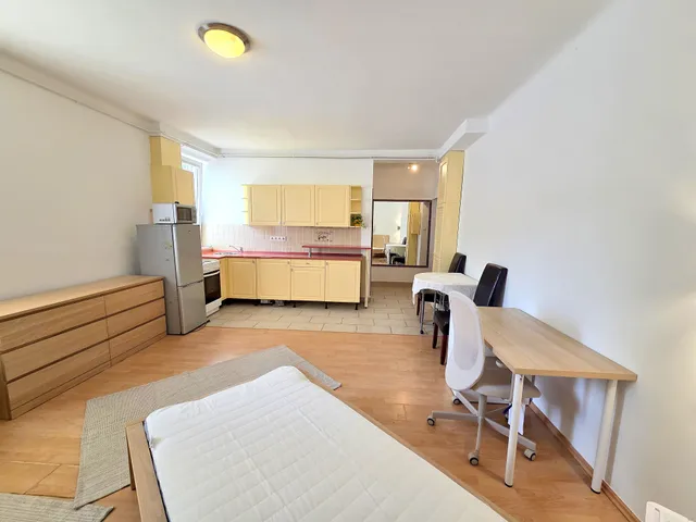 Kiadó lakás Budapest XIII. kerület, Újlipótváros, Kárpát utca 33 nm