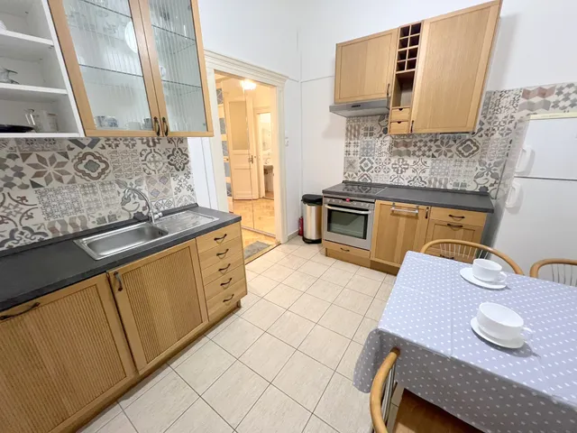 Kiadó lakás Budapest XIV. kerület, Istvánmező 46 nm