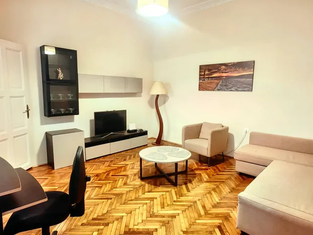 Kiadó lakás Budapest VII. kerület, Belső-Erzsébetváros, Király utca 77 nm