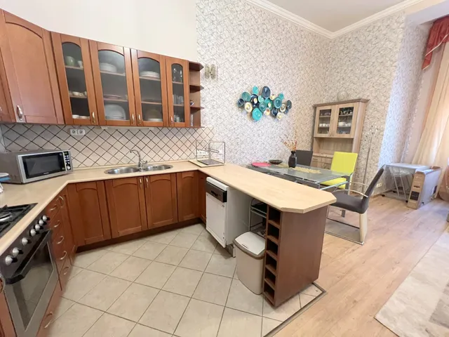 Kiadó lakás Budapest VII. kerület, Külső-Erzsébetváros, Király utca 73 nm