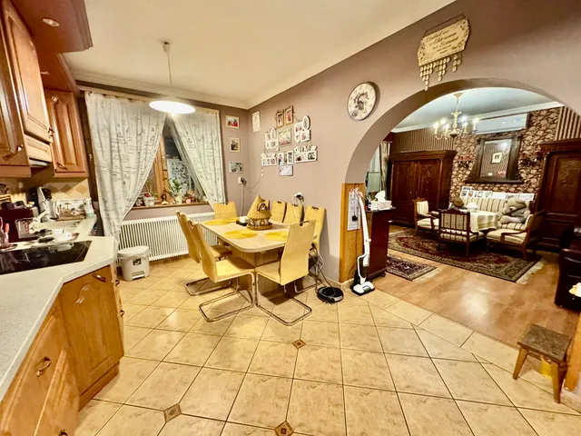 Eladó ház Eger, Lajosváros, Madách Imre utca  213 nm