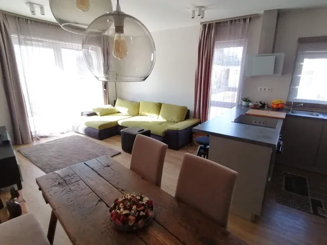 Kiadó lakás Budapest V. kerület, Belváros 77 nm