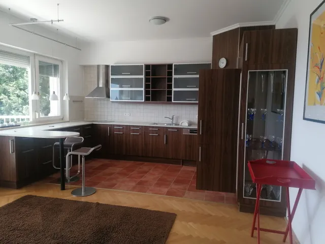 Kiadó lakás Budapest XII. kerület, Farkasvölgy 125 nm