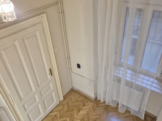 Kiadó lakás Budapest V. kerület, Párizsi utca 70 nm