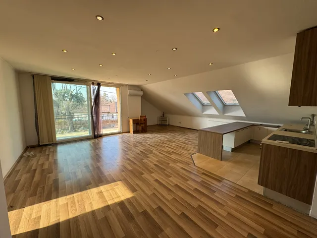 Kiadó lakás Budapest XVII. kerület, Akadémia-Újtelep, 504 utca 89 nm