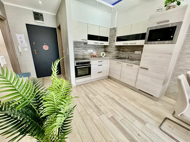 Kiadó lakás Budapest VI. kerület, Nagykörúton belüli terület, Király utca 47 nm