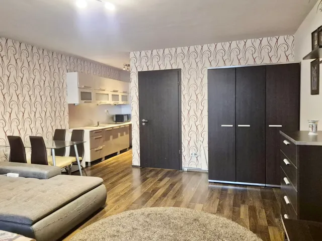 Kiadó lakás Budapest XI. kerület, Sopron 37 nm