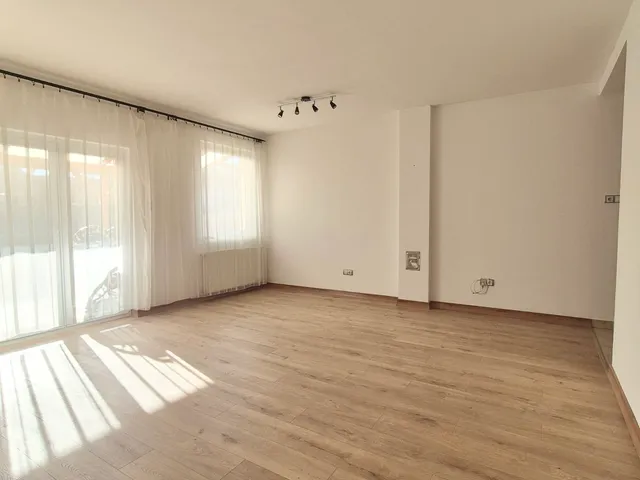 Eladó lakás Gyömrő, Bimbó 98 nm