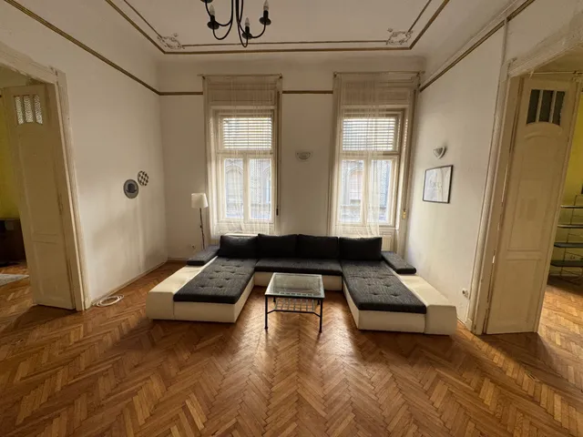 Eladó lakás Budapest VI. kerület, Nagykörúton belüli terület, Lovag utca 132 nm