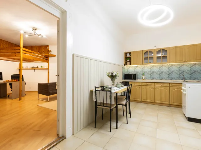 Eladó lakás Budapest VIII. kerület, Magdolnanegyed, Kálvária tér 44 nm