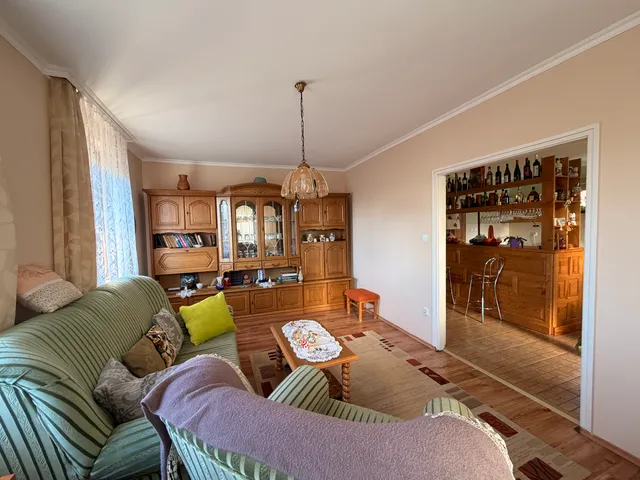 Eladó ház Kisbajcs 103 nm