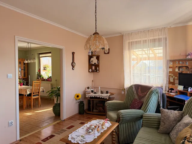 Eladó ház Kisbajcs 103 nm